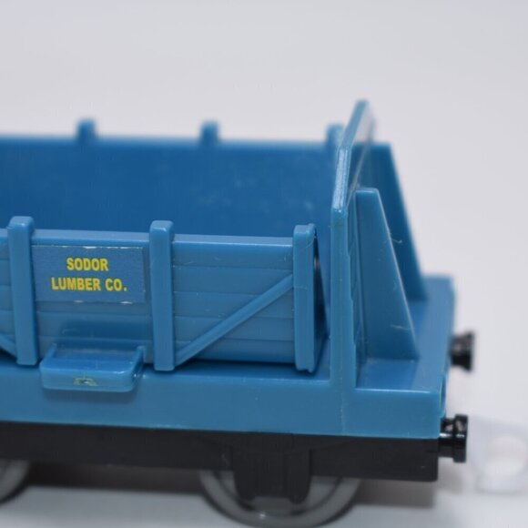 Thomas & Friends Trackmaster Sodor Lumber Co. Dump Tipping Train Cargo C… - Picture 4 of 11